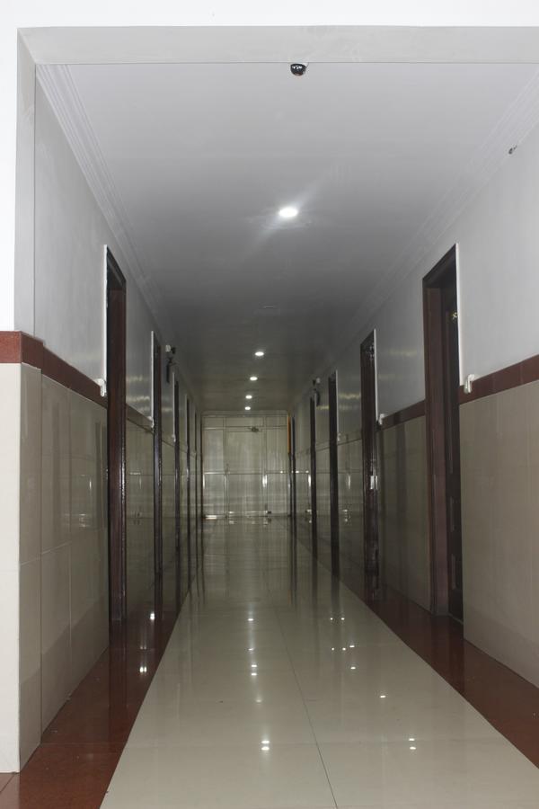 Hotel Chandra'S Visákhapatnam Kültér fotó